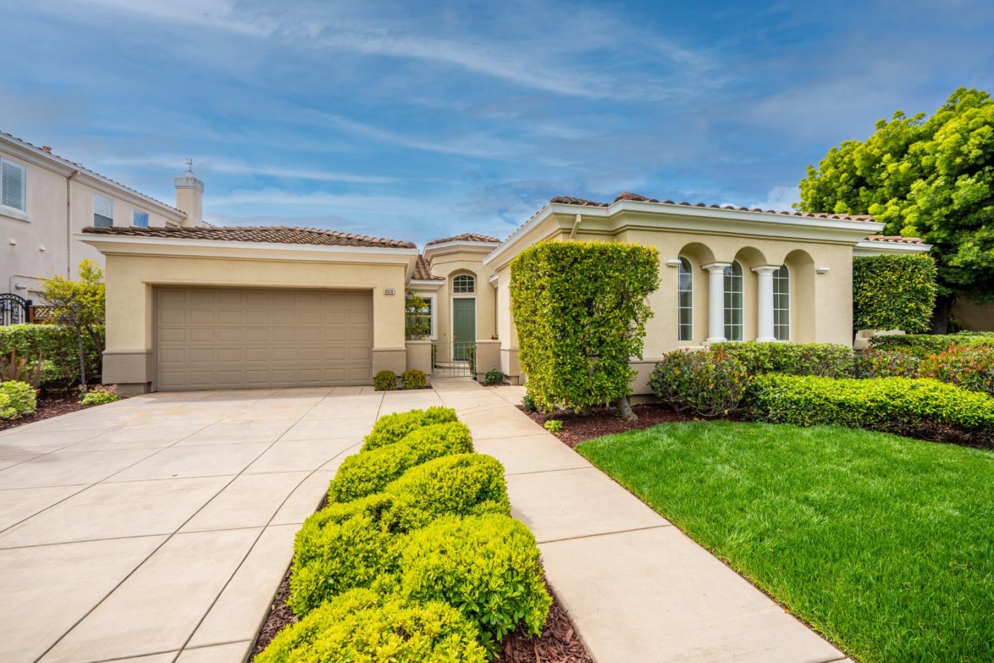 Detail Gallery Image 2 of 33 For 6039 Gleneagles Cir, San Jose,  CA 95138 - 3 Beds | 3/1 Baths
