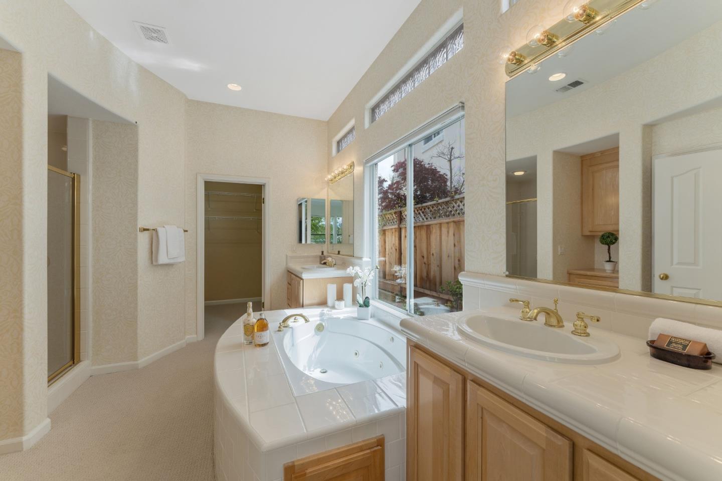 Detail Gallery Image 23 of 33 For 6039 Gleneagles Cir, San Jose,  CA 95138 - 3 Beds | 3/1 Baths