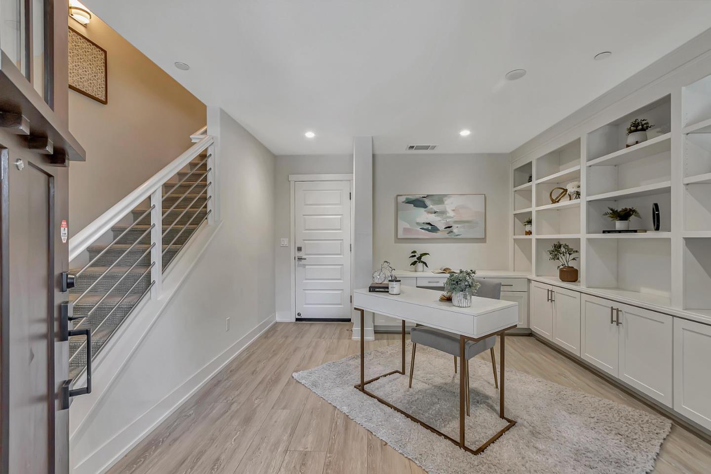 Detail Gallery Image 14 of 39 For 1946 Montecito Ave, Mountain View,  CA 94043 - 3 Beds | 2/1 Baths