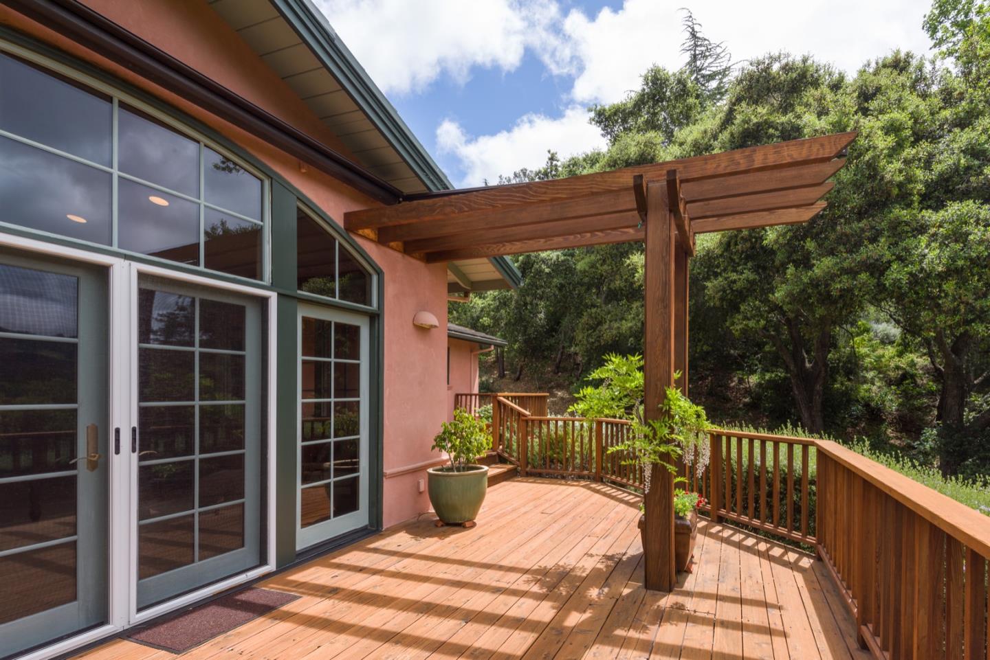 Detail Gallery Image 27 of 34 For 140 Fawn Ln, Portola Valley,  CA 94028 - 3 Beds | 4 Baths