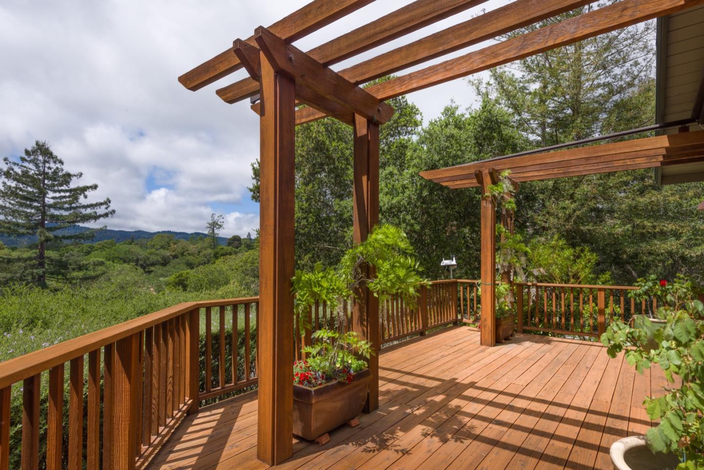 Detail Gallery Image 32 of 34 For 140 Fawn Ln, Portola Valley,  CA 94028 - 3 Beds | 4 Baths