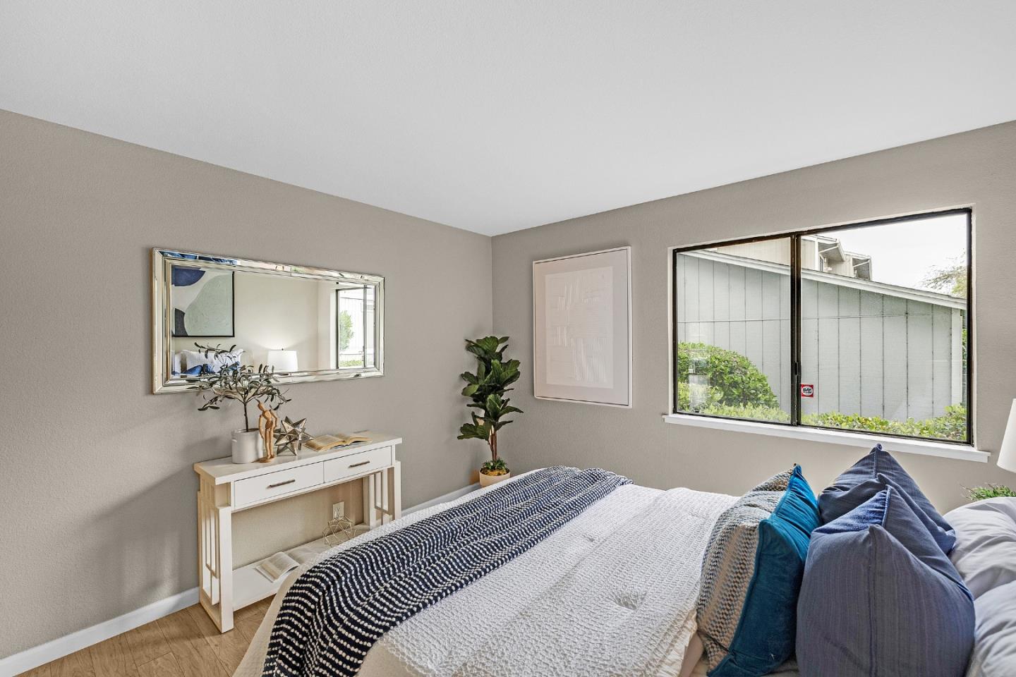 Detail Gallery Image 26 of 30 For 1236 Clinton St #102-B,  Redwood City,  CA 94061 - 2 Beds | 2 Baths