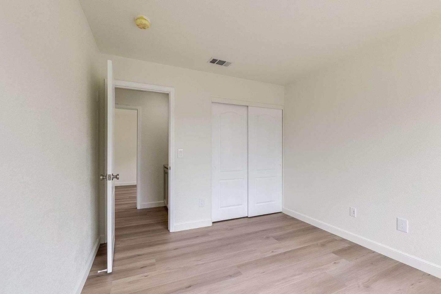 Detail Gallery Image 35 of 46 For 638 Mc Lellan Dr, South San Francisco,  CA 94080 - 4 Beds | 2/1 Baths