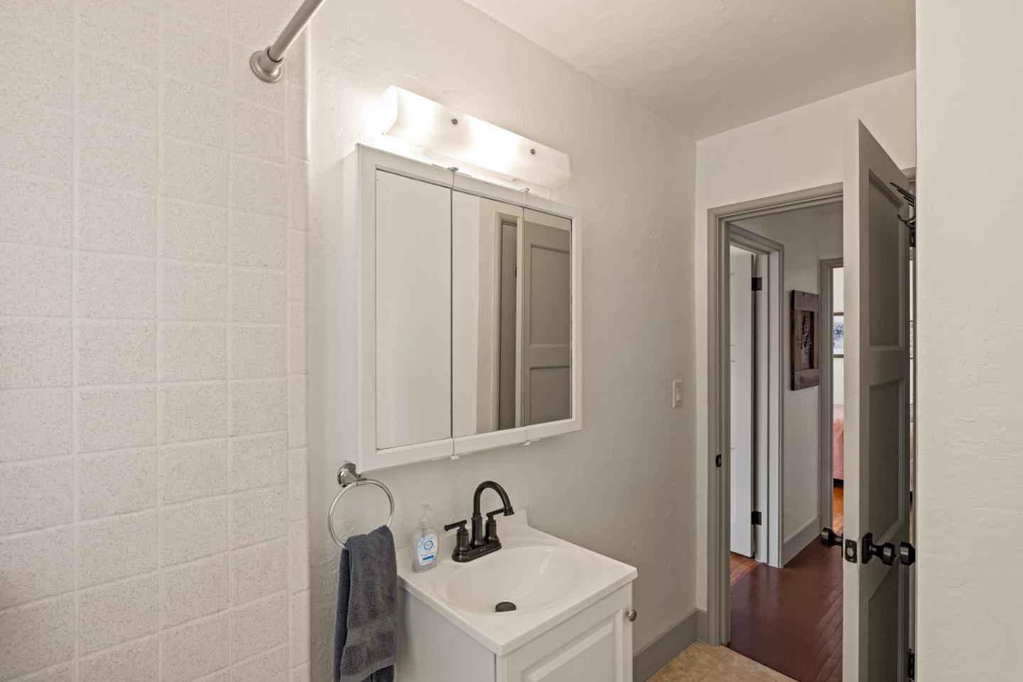 Detail Gallery Image 19 of 42 For 617 Lopez Ave, Seaside,  CA 93955 - 2 Beds | 1 Baths
