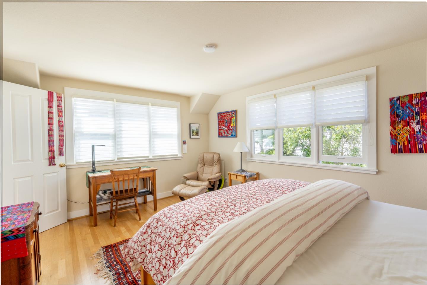 Detail Gallery Image 17 of 28 For 314 Wood St, Pacific Grove,  CA 93950 - 2 Beds | 1/1 Baths