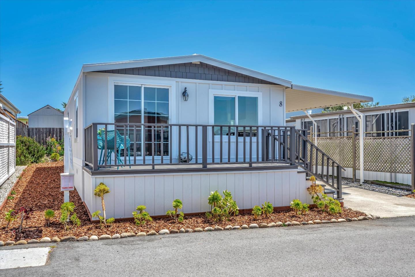Detail Gallery Image 1 of 47 For 8 Lighthouse Rd #8,  Half Moon Bay,  CA 94019 - 2 Beds | 1 Baths