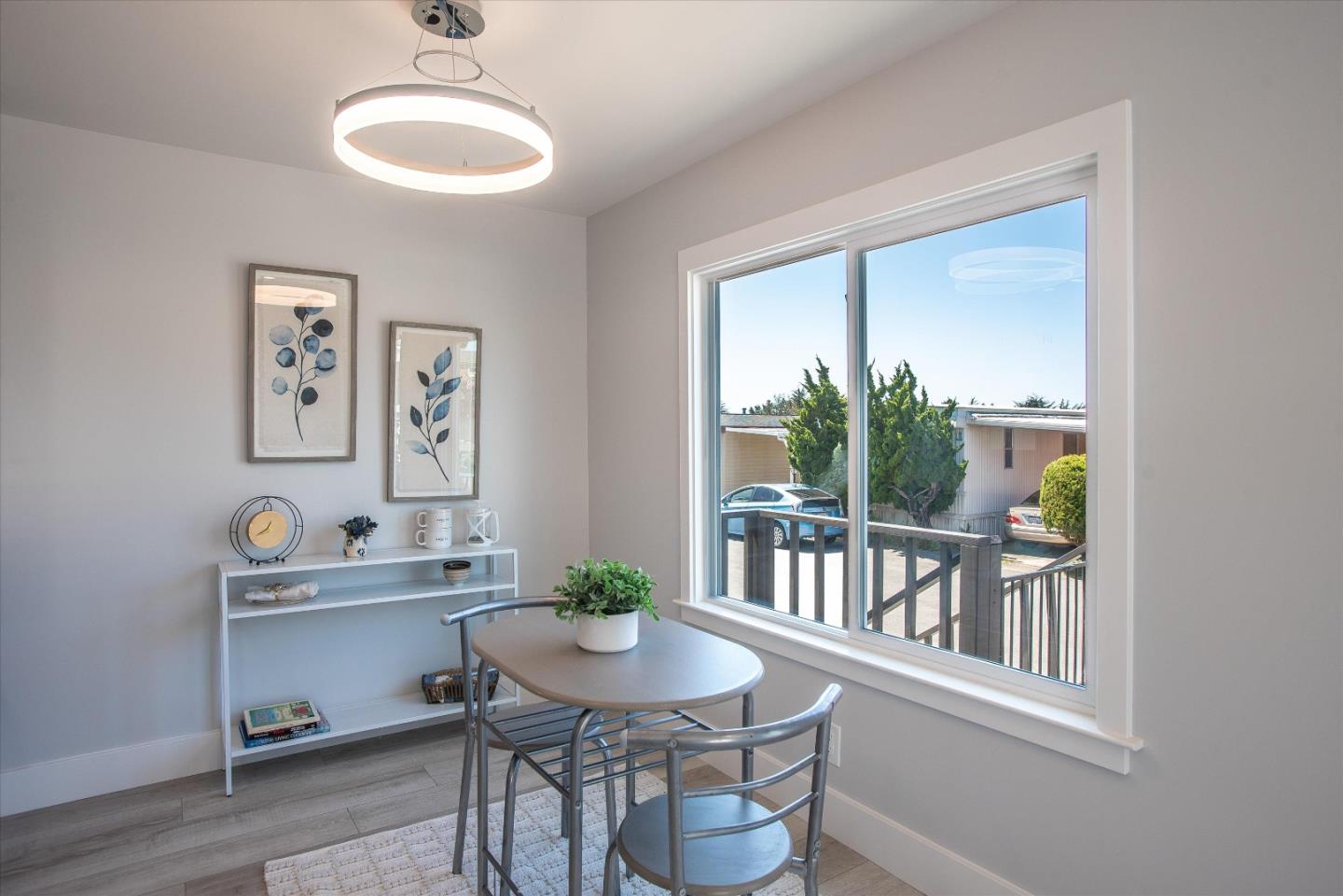 Detail Gallery Image 8 of 47 For 8 Lighthouse Rd #8,  Half Moon Bay,  CA 94019 - 2 Beds | 1 Baths