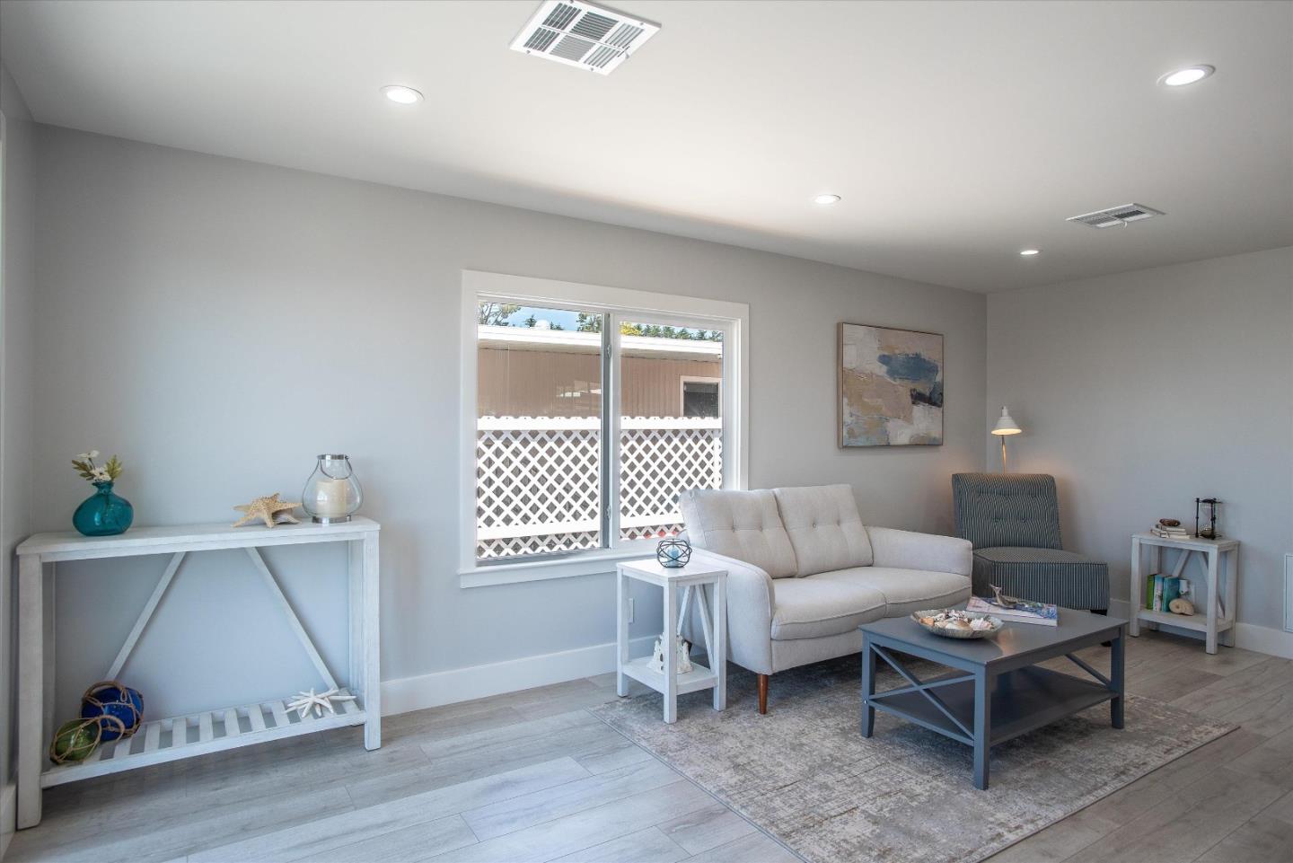 Detail Gallery Image 9 of 47 For 8 Lighthouse Rd #8,  Half Moon Bay,  CA 94019 - 2 Beds | 1 Baths