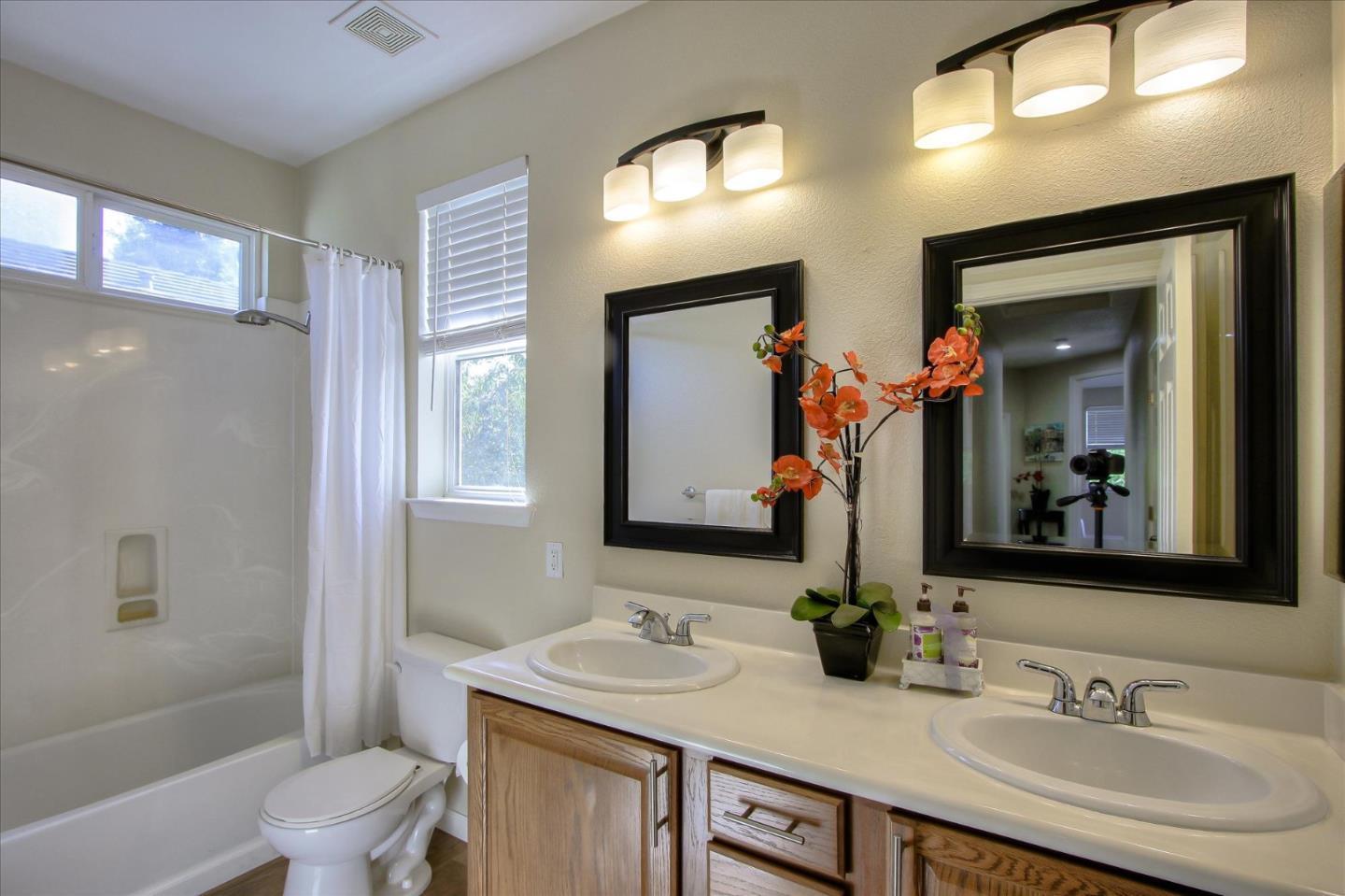 Detail Gallery Image 21 of 28 For 805 S 22nd St, San Jose,  CA 95116 - 4 Beds | 2/1 Baths