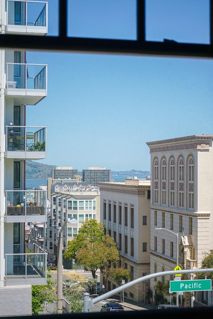 Detail Gallery Image 21 of 41 For 2145 Franklin St #4,  San Francisco,  CA 94109 - 3 Beds | 2 Baths
