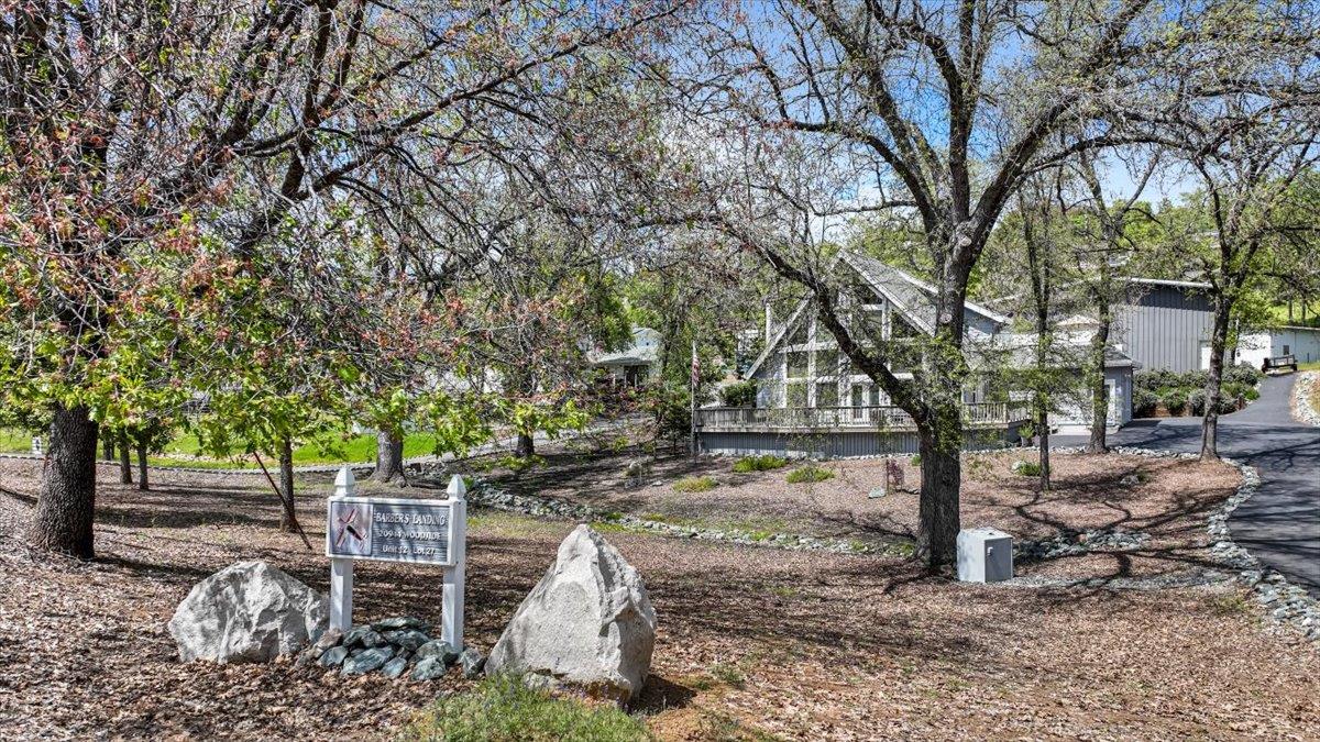 20944 Woodside Way, Groveland, California 95321, 3 Bedrooms Bedrooms, ,2 BathroomsBathrooms,Residential,For Sale,20944 Woodside Way,ML81963505