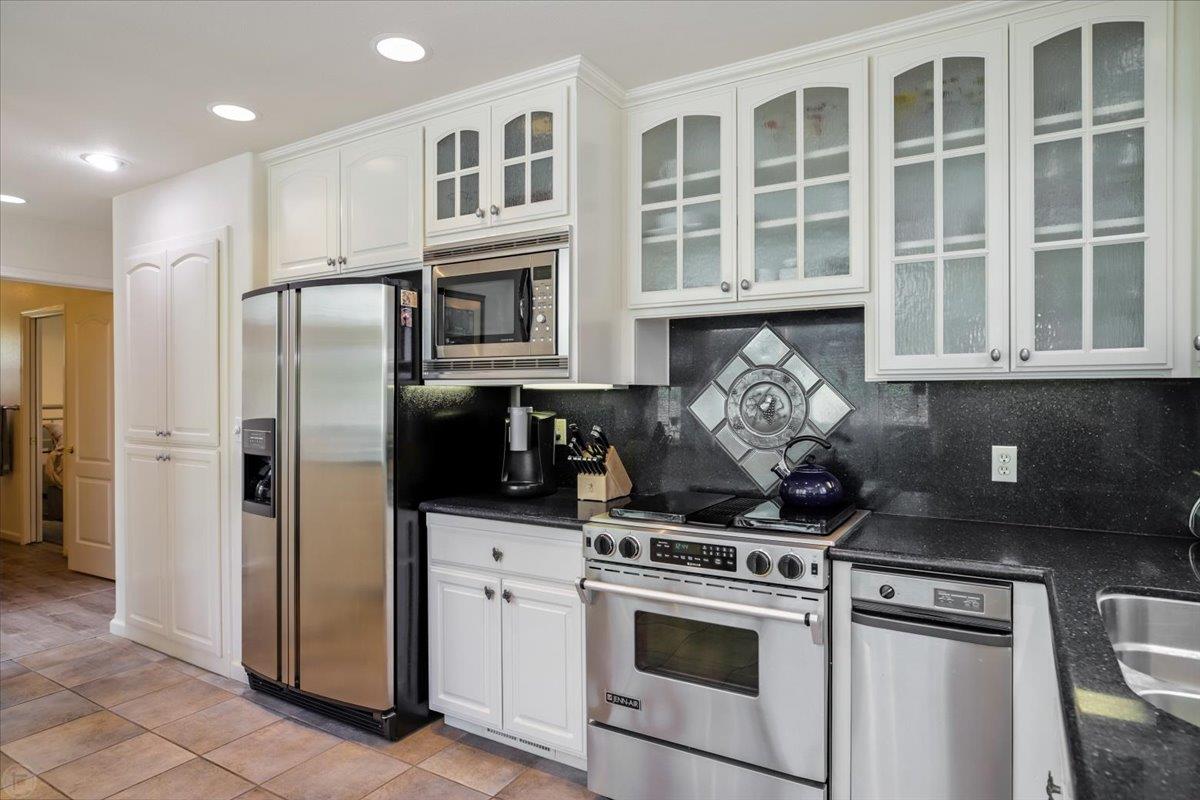 20944 Woodside Way, Groveland, California 95321, 3 Bedrooms Bedrooms, ,2 BathroomsBathrooms,Residential,For Sale,20944 Woodside Way,ML81963505