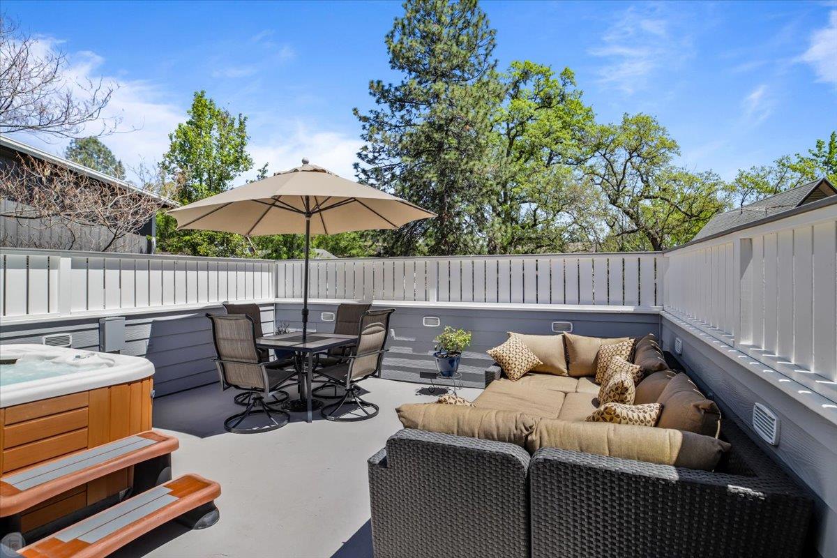 Detail Gallery Image 34 of 78 For 20944 Woodside Way, Groveland,  CA 95321 - 3 Beds | 2 Baths