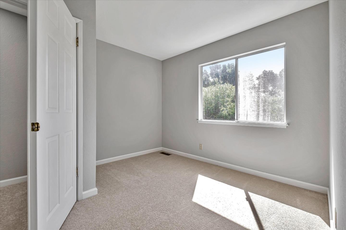 Detail Gallery Image 12 of 24 For 2600 Phoebe Ln, Aptos,  CA 95003 - 3 Beds | 2 Baths