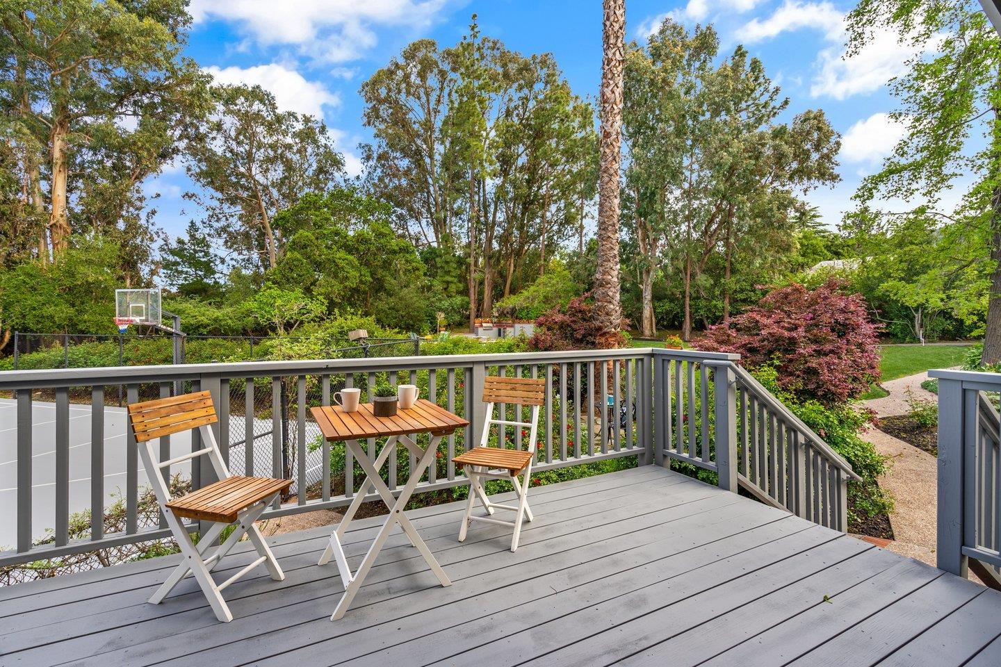 Detail Gallery Image 51 of 82 For 25594 Elena Rd, Los Altos Hills,  CA 94022 - 5 Beds | 4 Baths