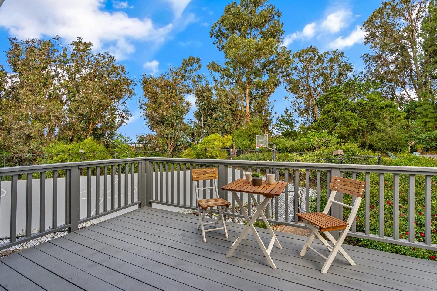 Detail Gallery Image 52 of 82 For 25594 Elena Rd, Los Altos Hills,  CA 94022 - 5 Beds | 4 Baths