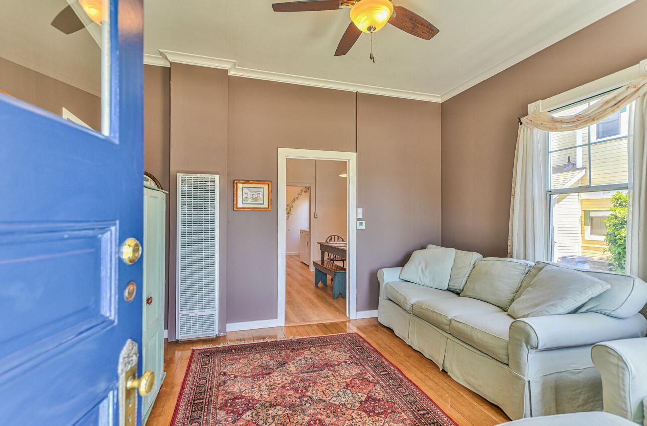 Detail Gallery Image 4 of 34 For 68 Fourth St, Spreckels,  CA 93962 - 4 Beds | 2 Baths