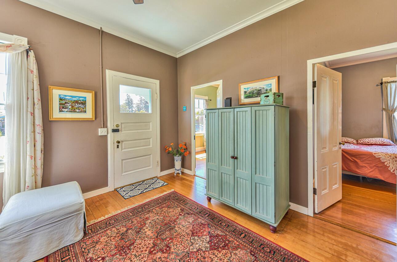 Detail Gallery Image 6 of 34 For 68 Fourth St, Spreckels,  CA 93962 - 4 Beds | 2 Baths