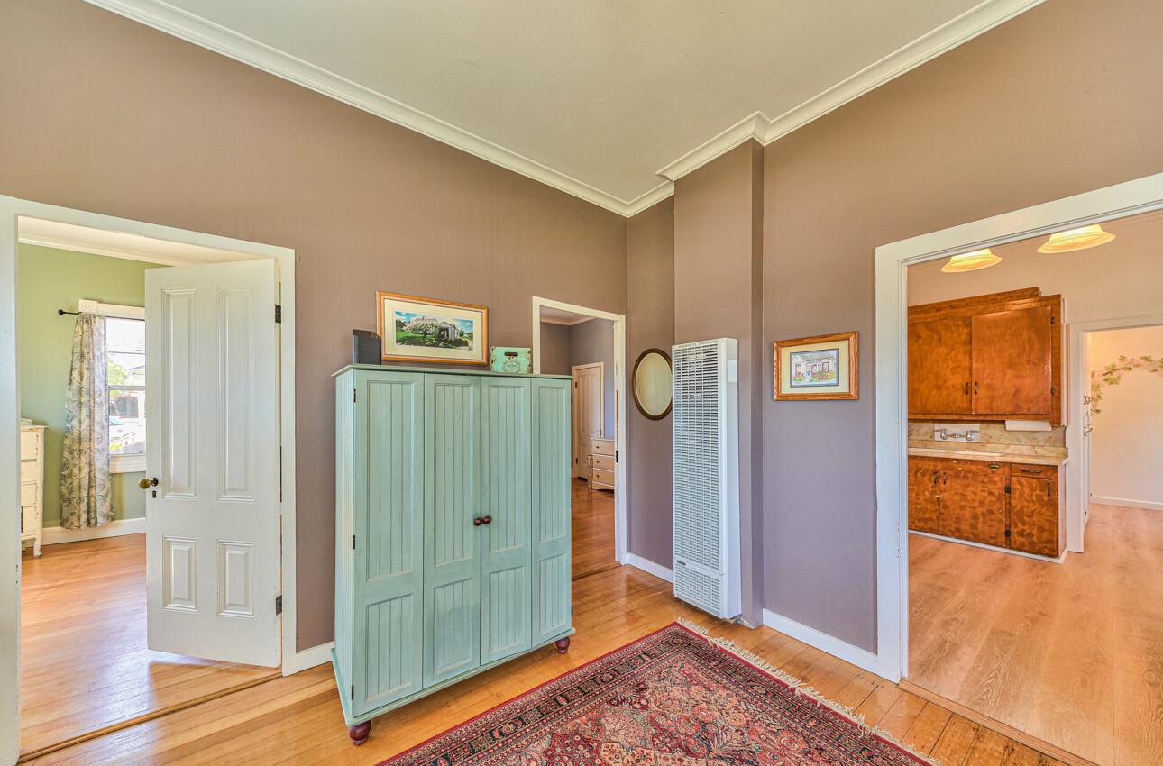 Detail Gallery Image 7 of 34 For 68 Fourth St, Spreckels,  CA 93962 - 4 Beds | 2 Baths