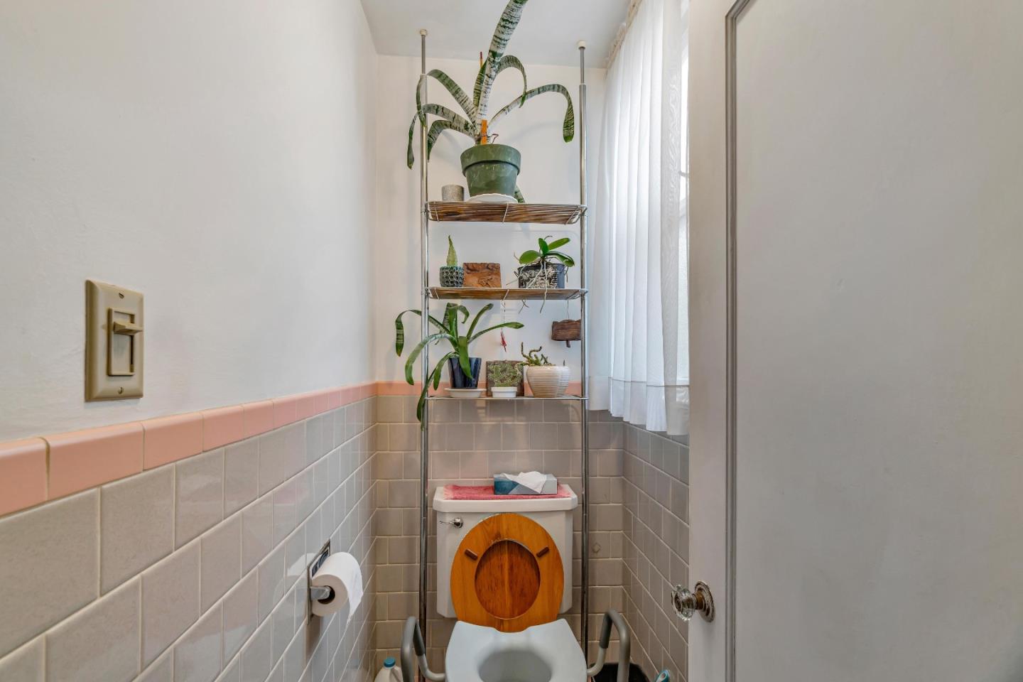 Detail Gallery Image 24 of 29 For 1467 29th Ave, San Francisco,  CA 94122 - 3 Beds | 1 Baths
