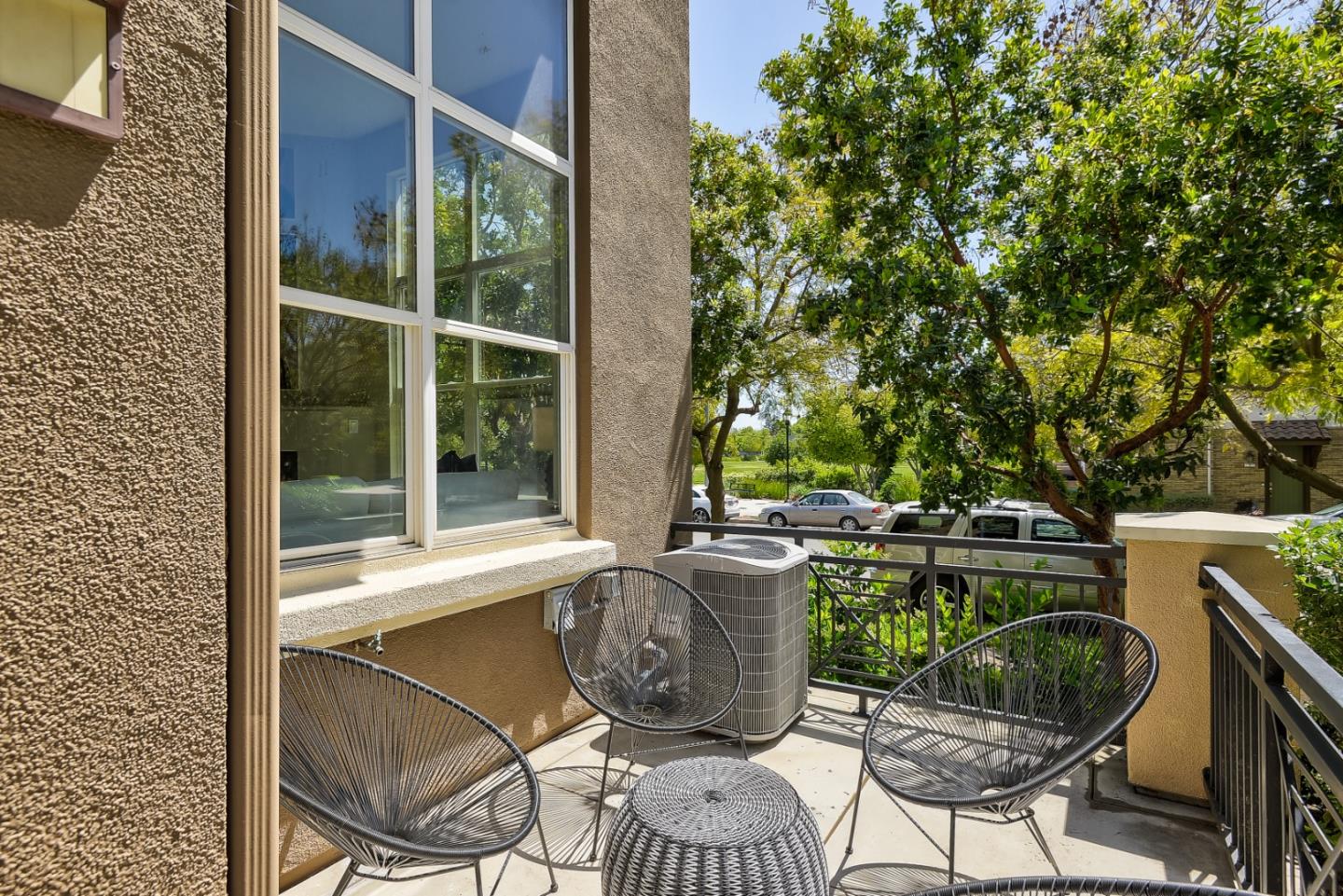 Detail Gallery Image 3 of 24 For 61 Esfahan Dr, San Jose,  CA 95111 - 3 Beds | 2/1 Baths
