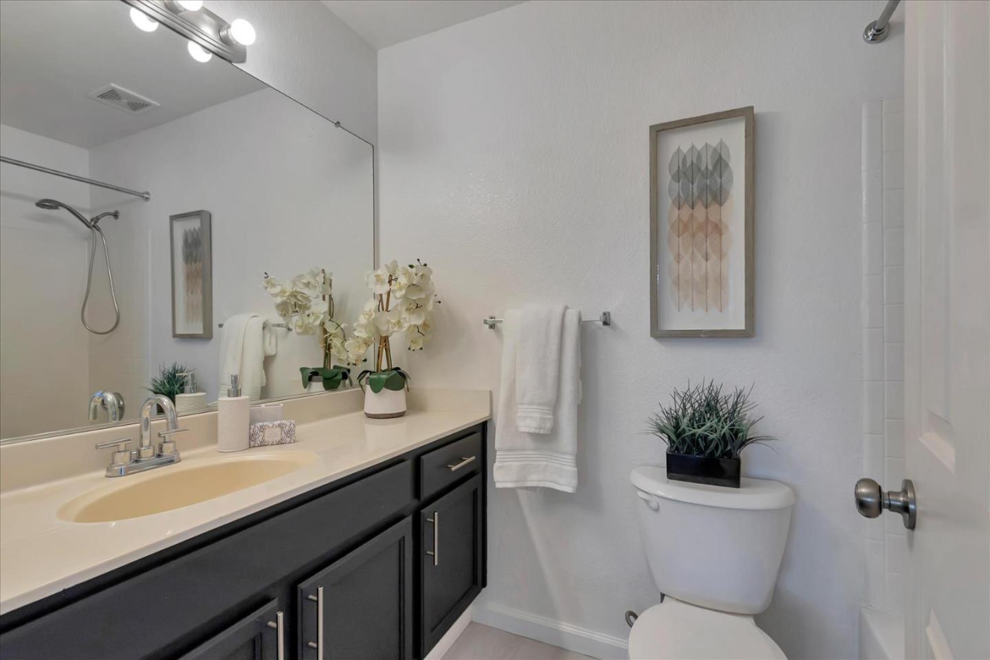 Detail Gallery Image 20 of 38 For 1072 Summerplace Dr, San Jose,  CA 95122 - 2 Beds | 2 Baths
