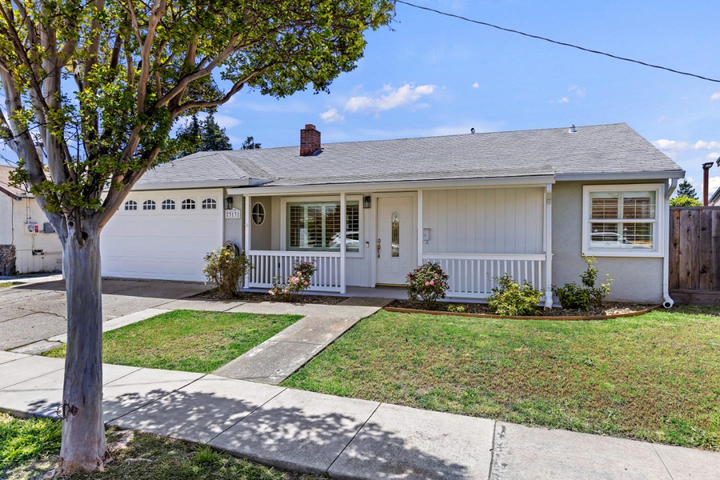 Photo of 23131 Nevada Rd in Hayward, CA