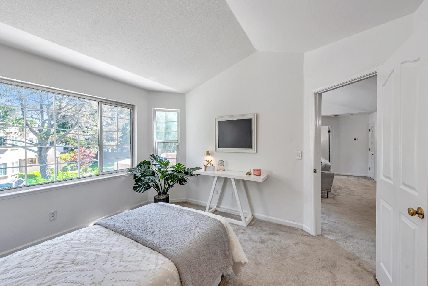 Detail Gallery Image 11 of 13 For 732 Northrup St #123,  San Jose,  CA 95126 - 2 Beds | 2 Baths