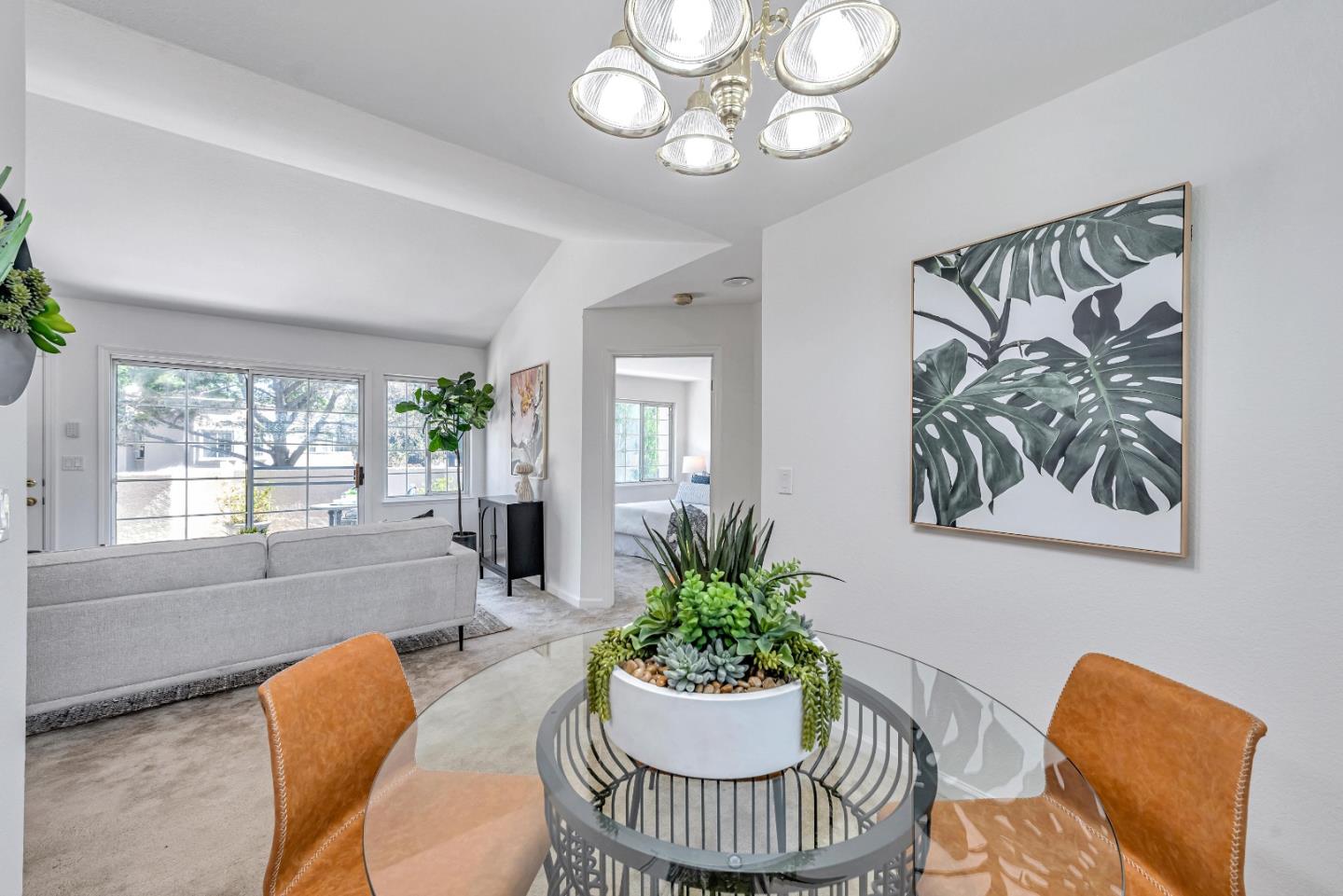 Detail Gallery Image 8 of 13 For 732 Northrup St #123,  San Jose,  CA 95126 - 2 Beds | 2 Baths
