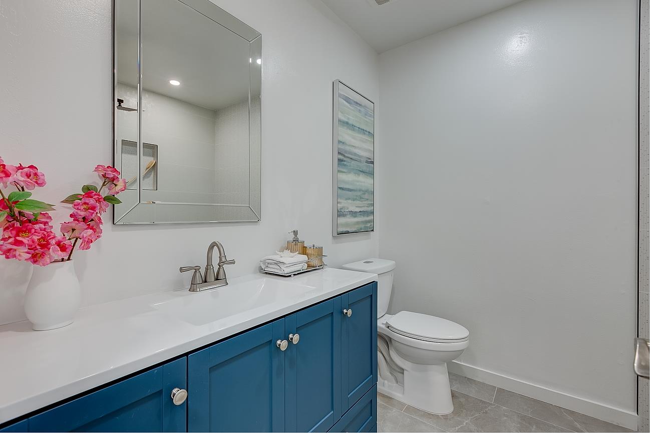 Detail Gallery Image 21 of 35 For 1285 Riesling Ter, Sunnyvale,  CA 94087 - 2 Beds | 1/1 Baths