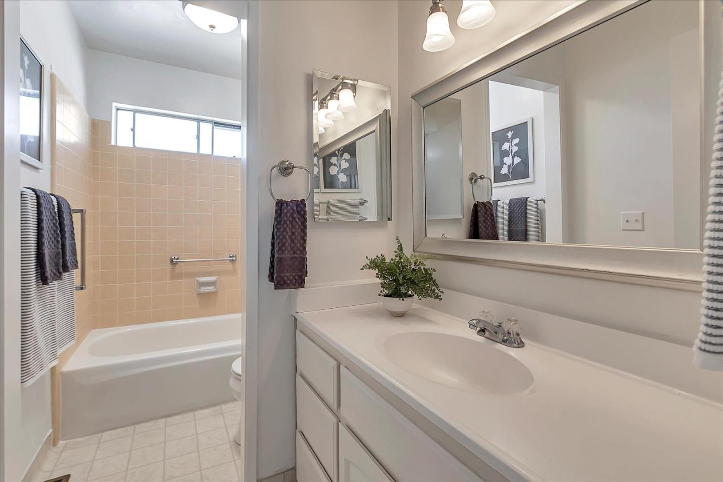Detail Gallery Image 33 of 47 For 225 Escobar Ave, Los Gatos,  CA 95032 - 2 Beds | 2 Baths