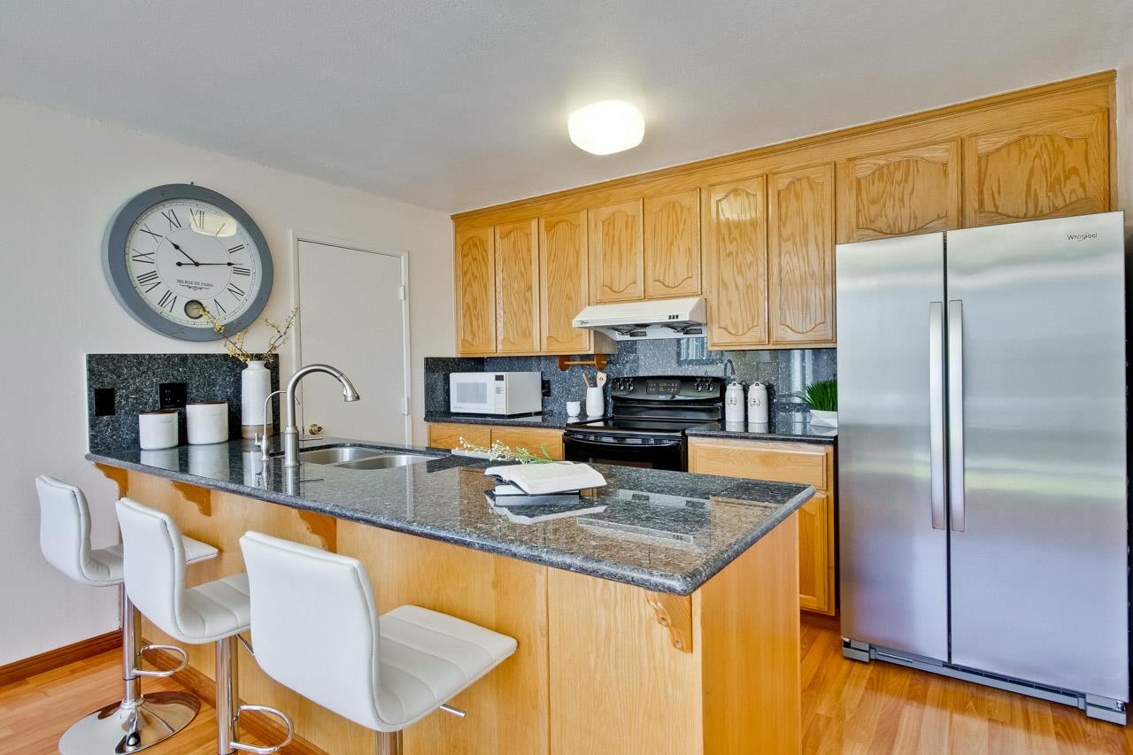 Detail Gallery Image 15 of 50 For 1641 Albatross Dr, Sunnyvale,  CA 94087 - 3 Beds | 2/1 Baths