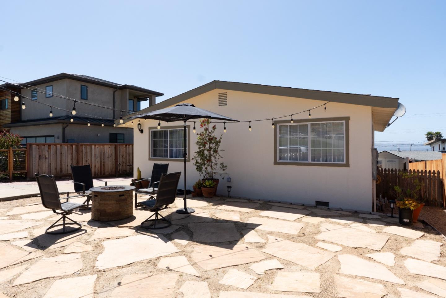 Detail Gallery Image 26 of 28 For 1745 Yosemite St, Seaside,  CA 93955 - 3 Beds | 2 Baths