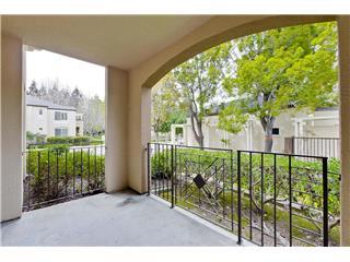 Detail Gallery Image 3 of 16 For 651 Encore Way, San Jose,  CA 95134 - 2 Beds | 2 Baths