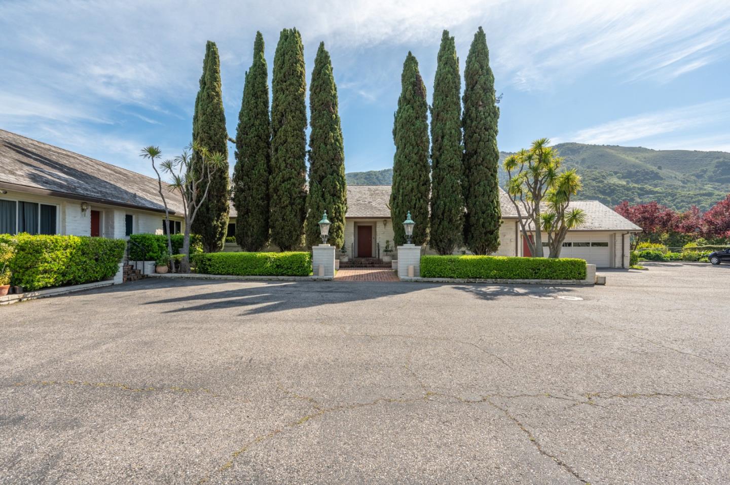 Detail Gallery Image 5 of 25 For 22 Rancho Fiesta Rd, Carmel Valley,  CA 93924 - 4 Beds | 4/3 Baths