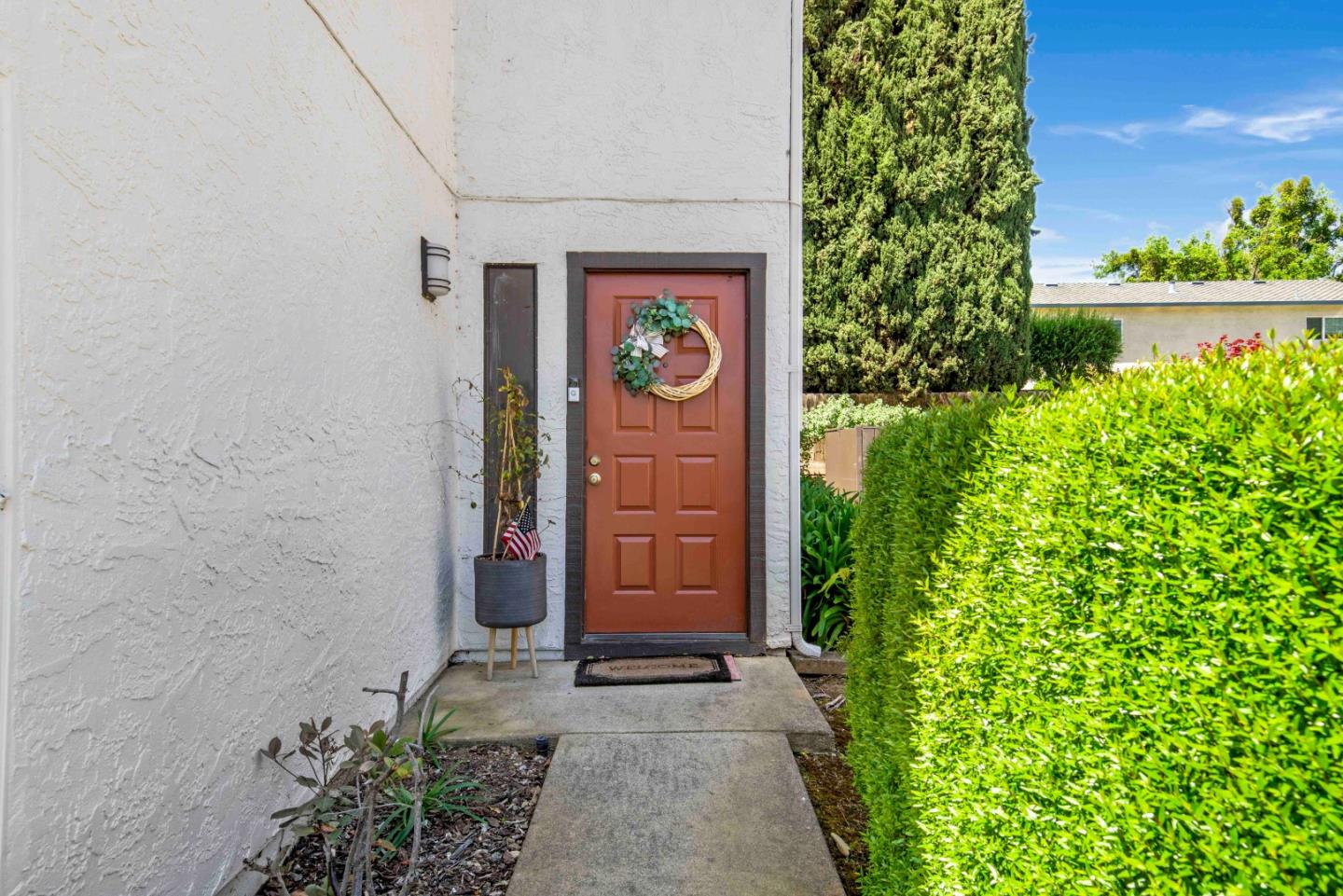 Detail Gallery Image 2 of 24 For 7077 Mount Vernon Way, Gilroy,  CA 95020 - 2 Beds | 2/1 Baths