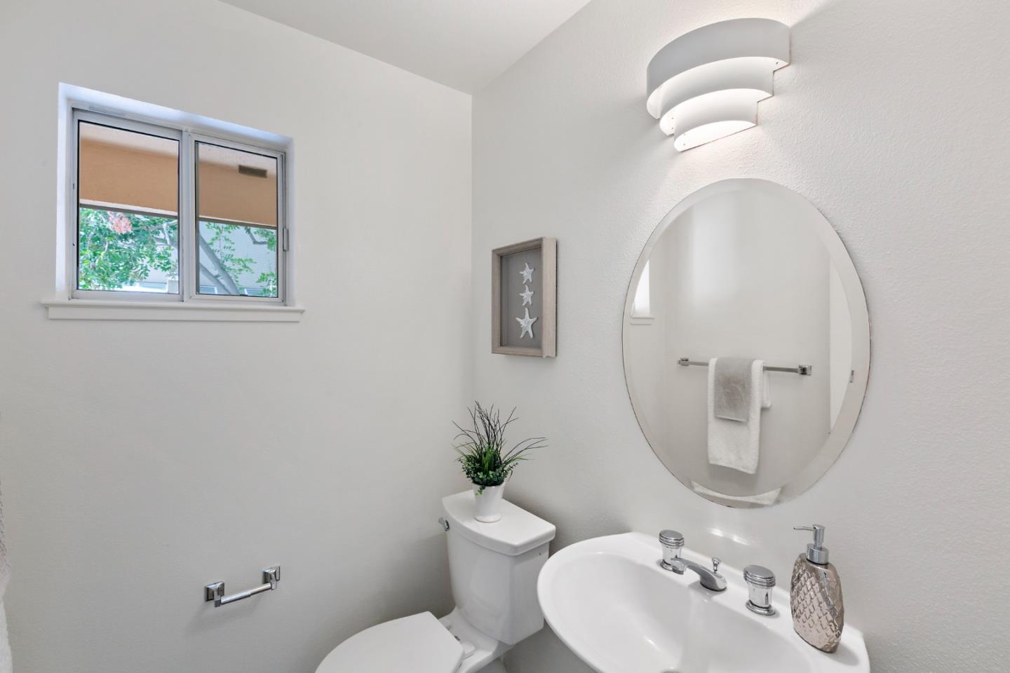 Detail Gallery Image 19 of 42 For 973 Asilomar Ter #1,  Sunnyvale,  CA 94086 - 2 Beds | 2/1 Baths