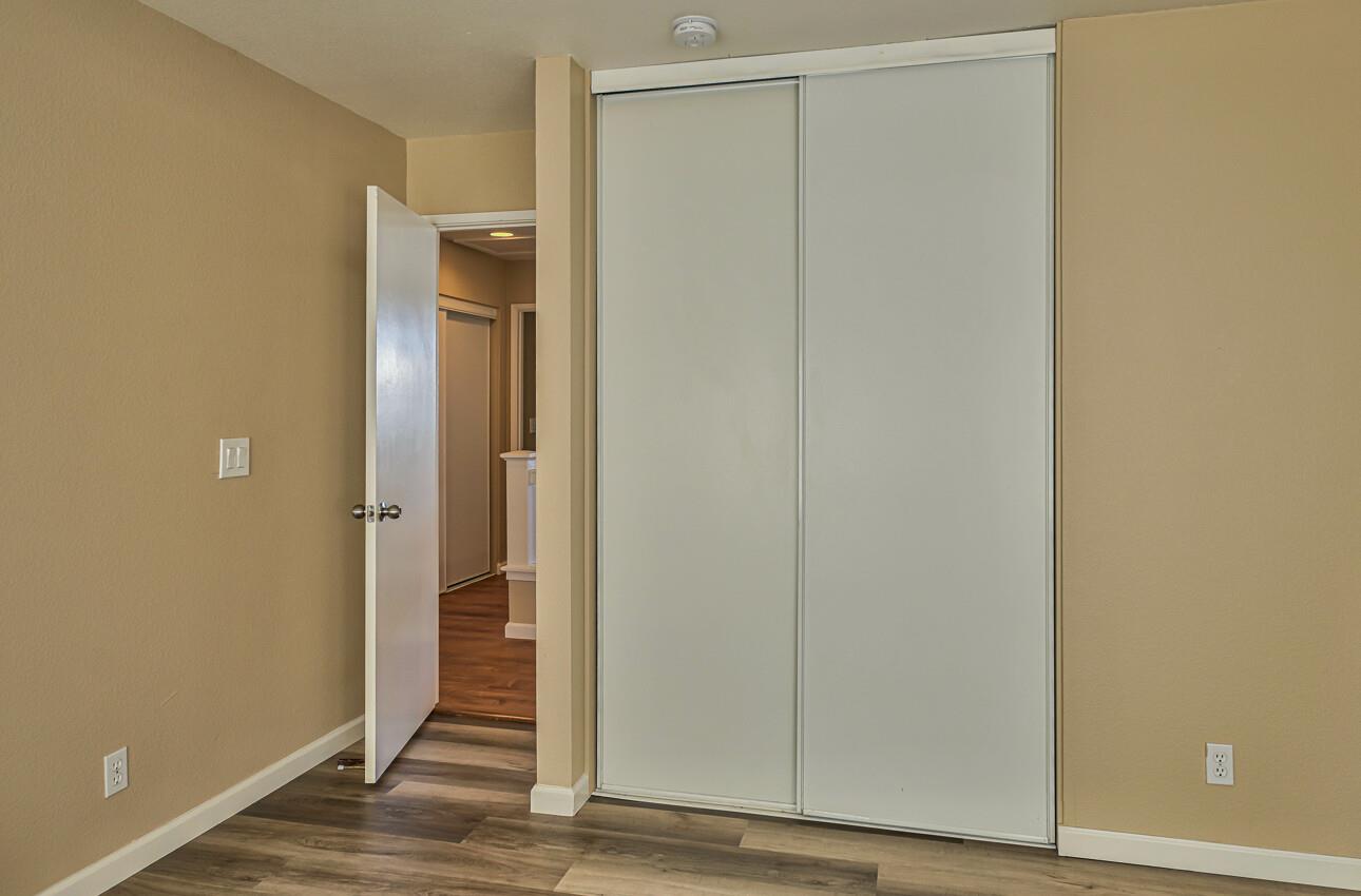 Detail Gallery Image 14 of 22 For 1793 Merlot Way, Salinas,  CA 93906 - 4 Beds | 2/1 Baths