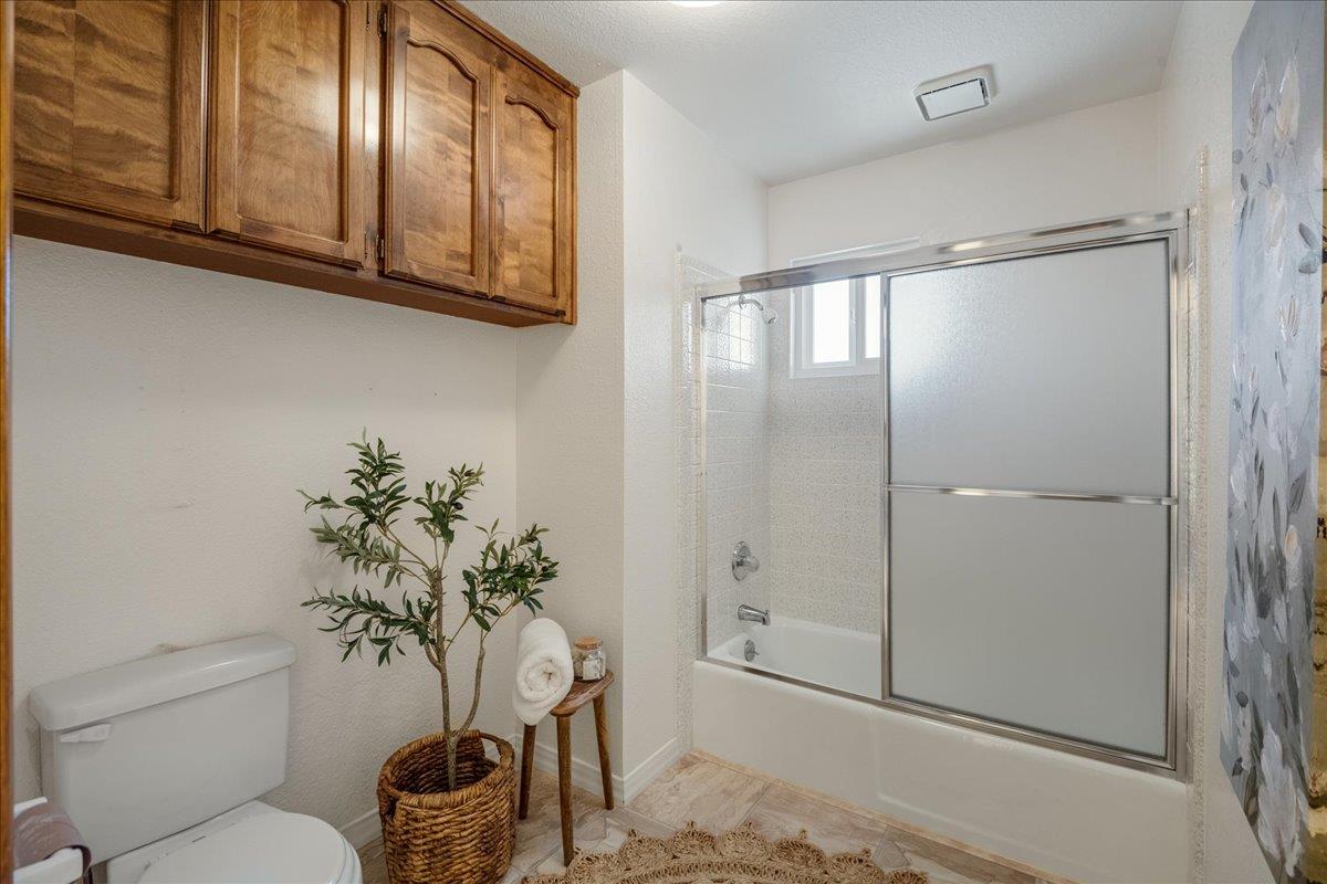 Detail Gallery Image 30 of 36 For 1410 Ghione Dr, Hollister,  CA 95023 - 3 Beds | 2/1 Baths
