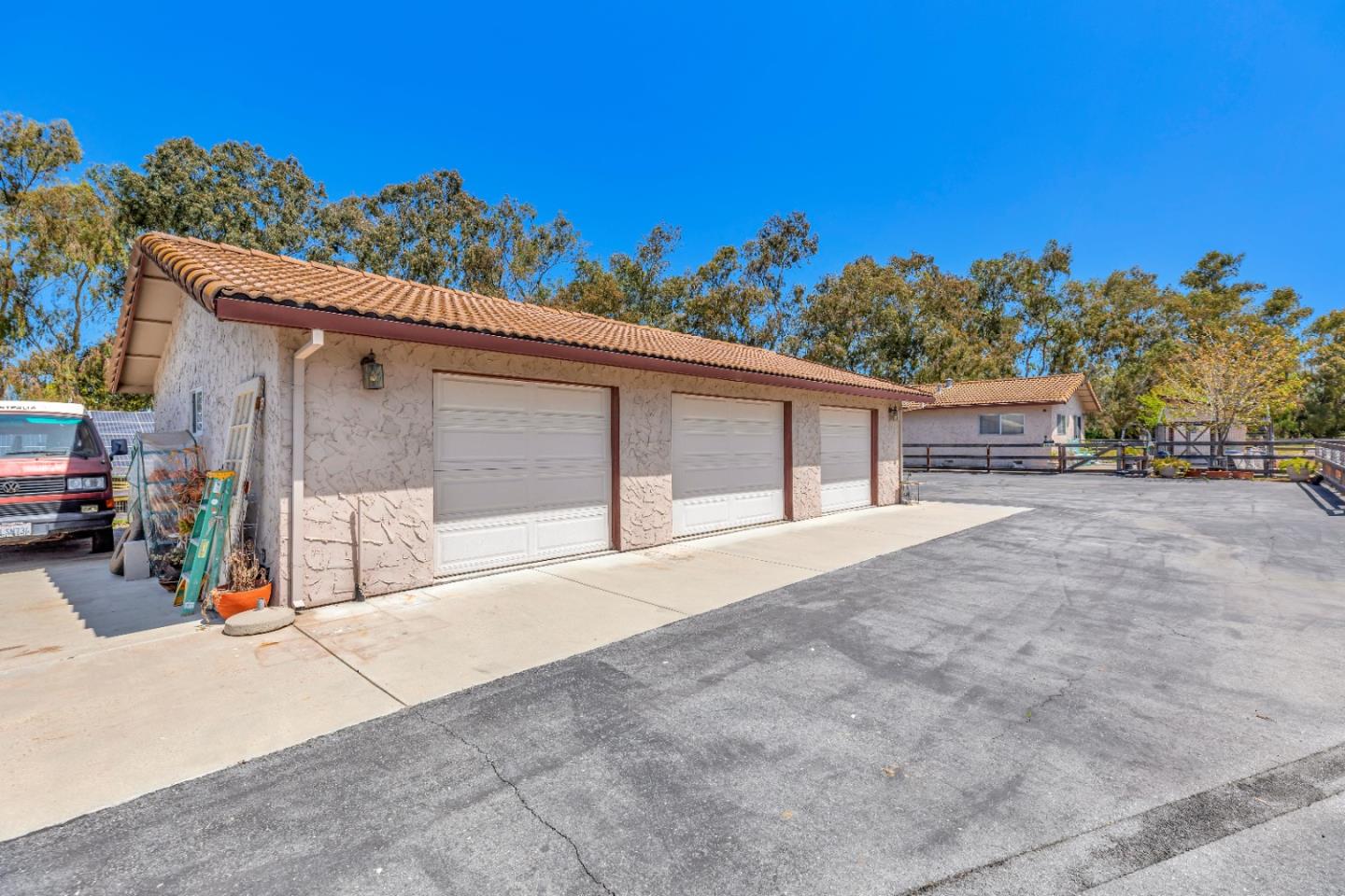 Detail Gallery Image 81 of 107 For 381 Morada Ln, Hollister,  CA 95023 - 4 Beds | 2 Baths