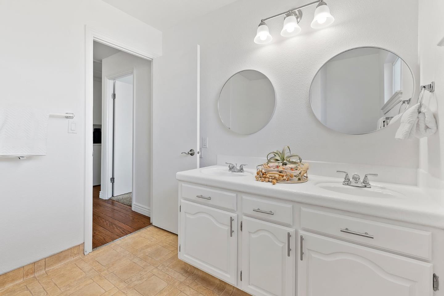 Detail Gallery Image 33 of 50 For 1602 Puerto Vallarta Dr, San Jose,  CA 95120 - 4 Beds | 2 Baths