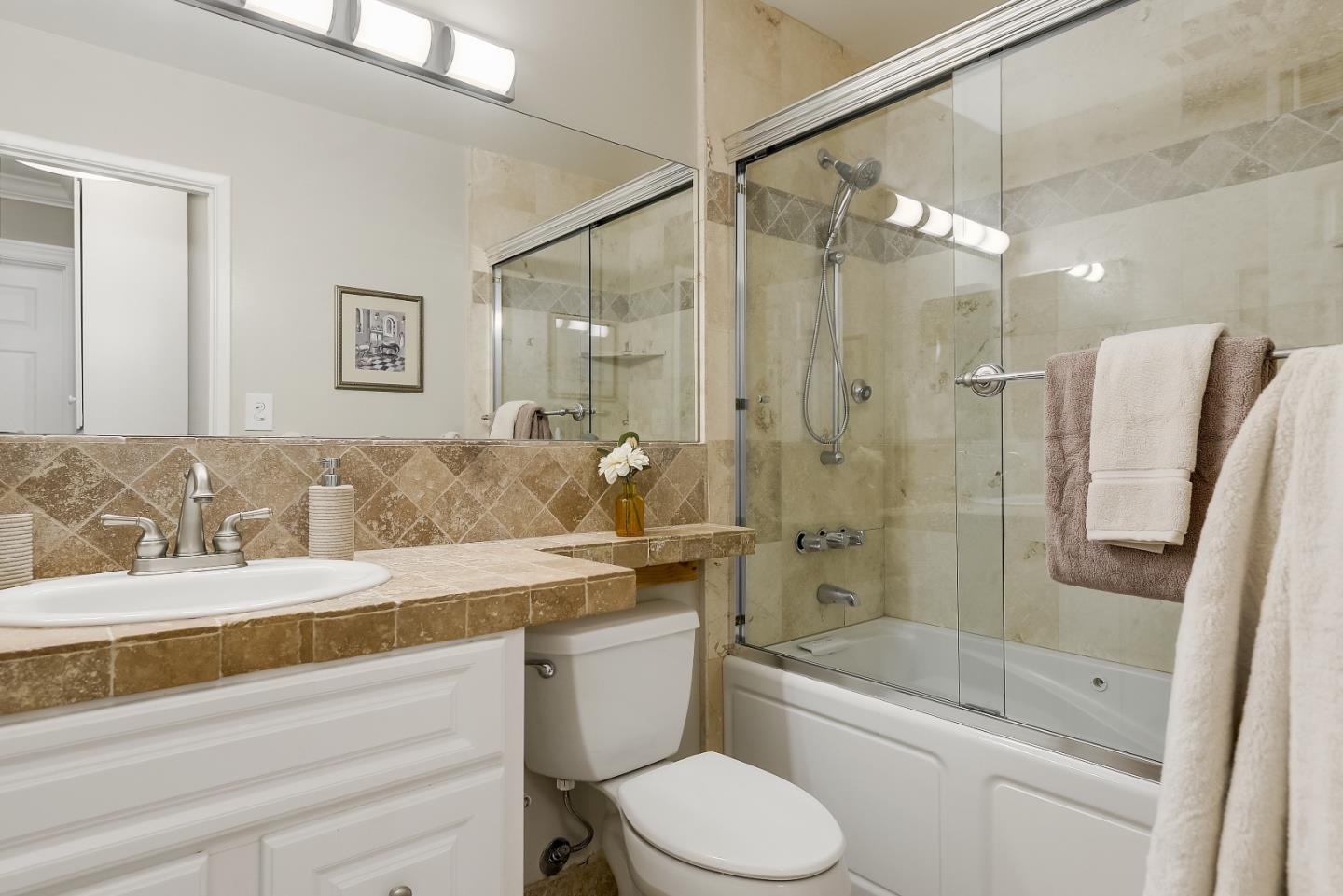 Detail Gallery Image 15 of 40 For 924 Quercus Ct, Sunnyvale,  CA 94086 - 4 Beds | 2 Baths