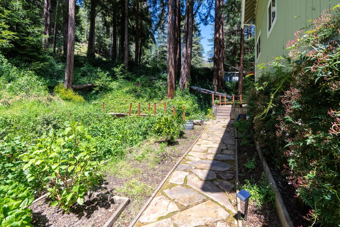 Detail Gallery Image 38 of 40 For 161 Dusty Dr, Scotts Valley,  CA 95066 - 2 Beds | 1/1 Baths