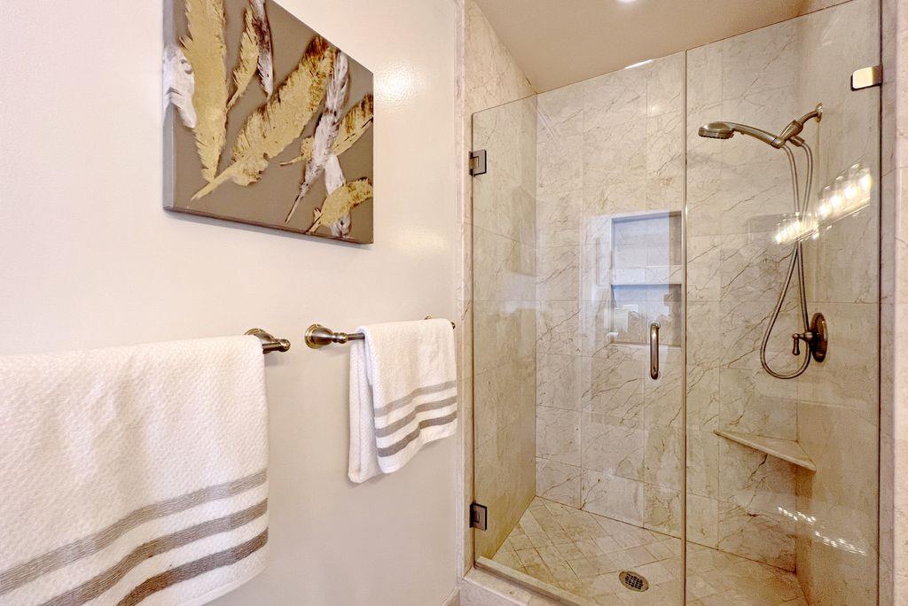 Detail Gallery Image 12 of 25 For 99 E Middlefield Rd #7,  Mountain View,  CA 94043 - 2 Beds | 2 Baths