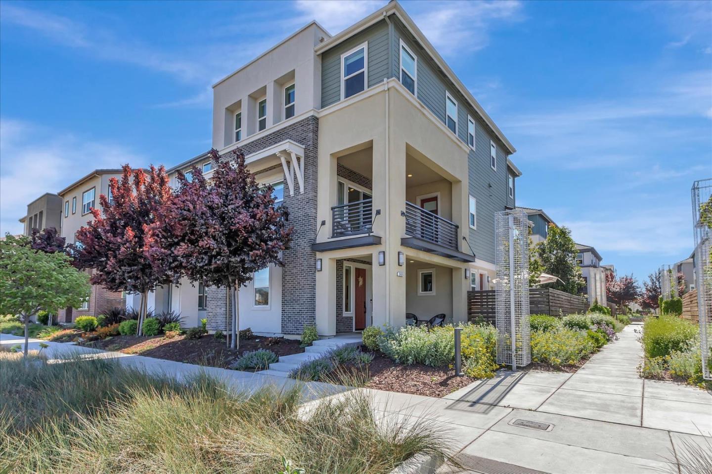 Detail Gallery Image 1 of 1 For 2633 Interlude St, San Jose,  CA 95122 - 4 Beds | 3/1 Baths