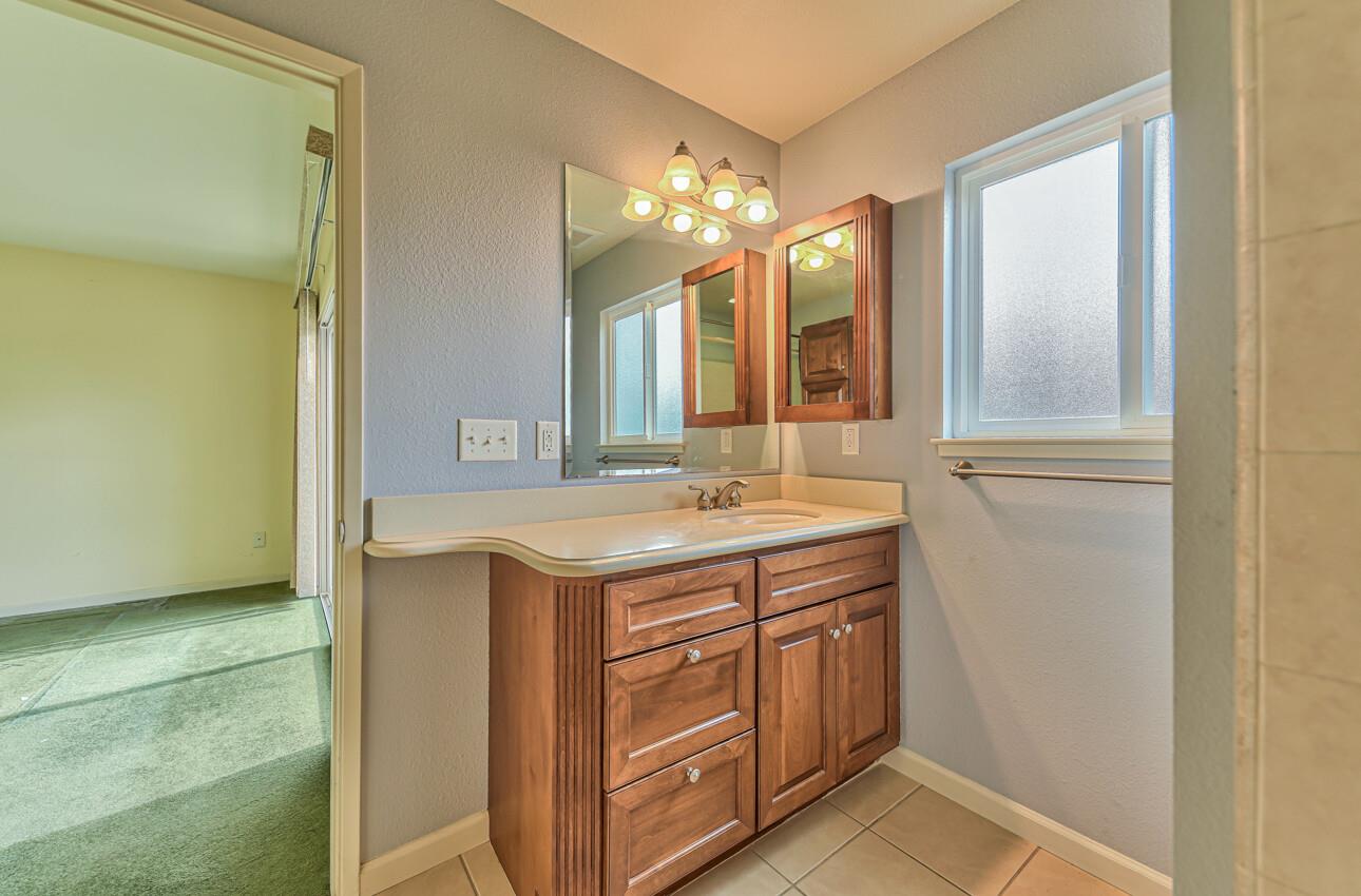 Detail Gallery Image 15 of 29 For 12906 Kennedy Cir, Salinas,  CA 93906 - 3 Beds | 2 Baths