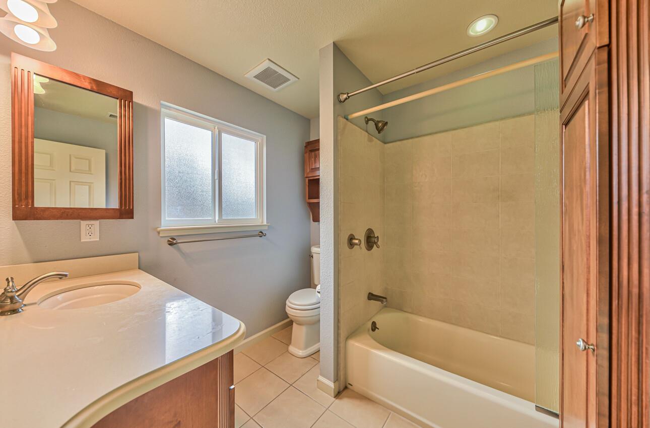 Detail Gallery Image 16 of 29 For 12906 Kennedy Cir, Salinas,  CA 93906 - 3 Beds | 2 Baths