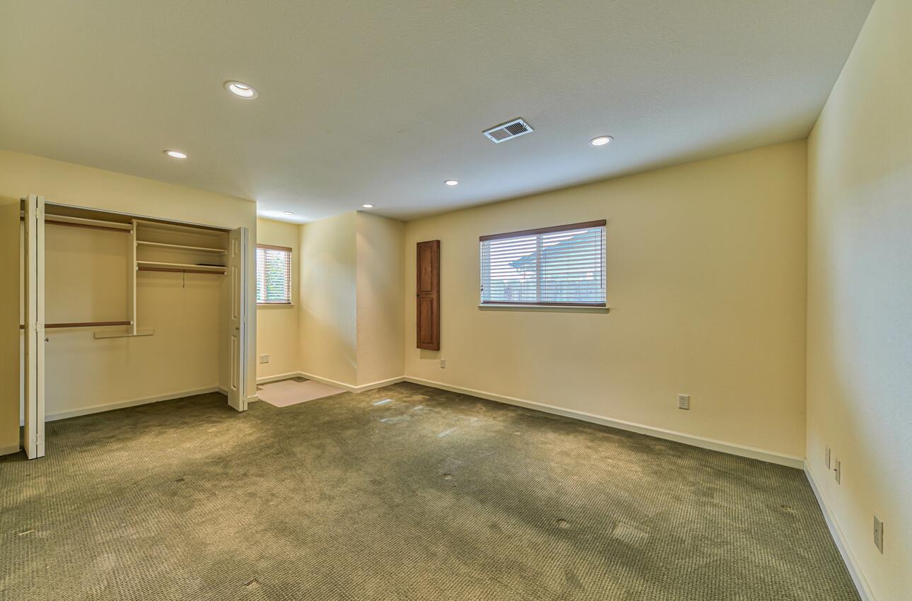 Detail Gallery Image 17 of 29 For 12906 Kennedy Cir, Salinas,  CA 93906 - 3 Beds | 2 Baths