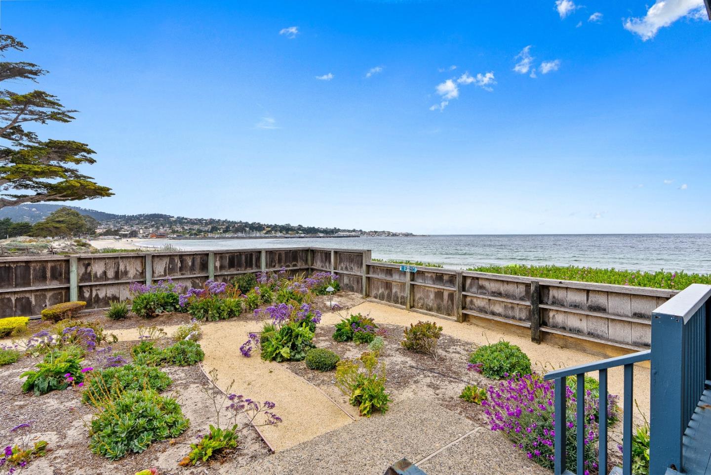 Detail Gallery Image 22 of 29 For 6 La Playa St, Monterey,  CA 93940 - 2 Beds | 2/1 Baths