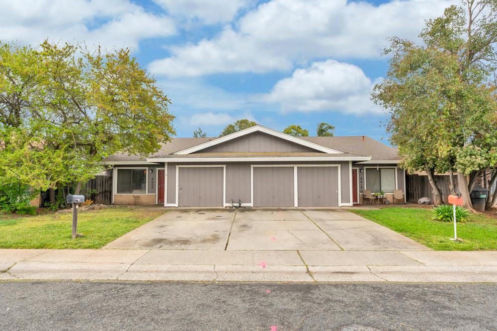 Photo of 9618 Bradhugh Ct in Sacramento, CA